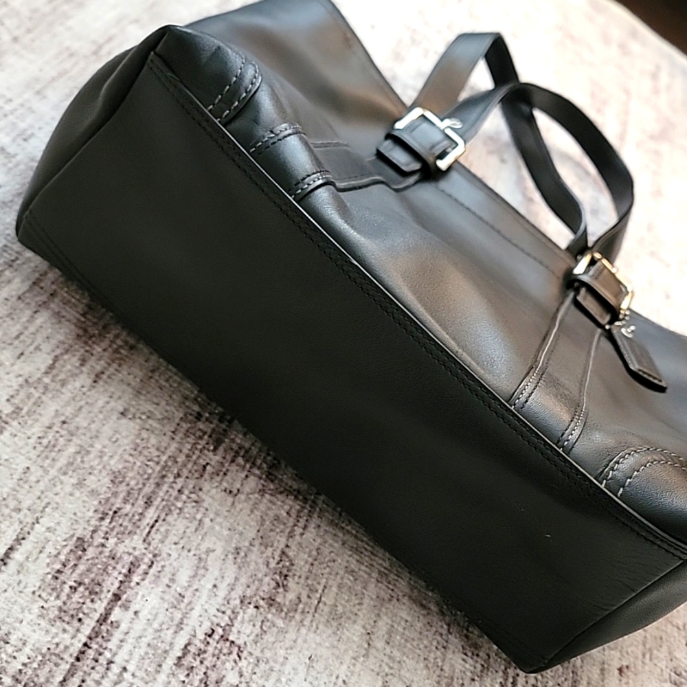 Coach Black Leather Shoulder Bag - Picture 3 of 9